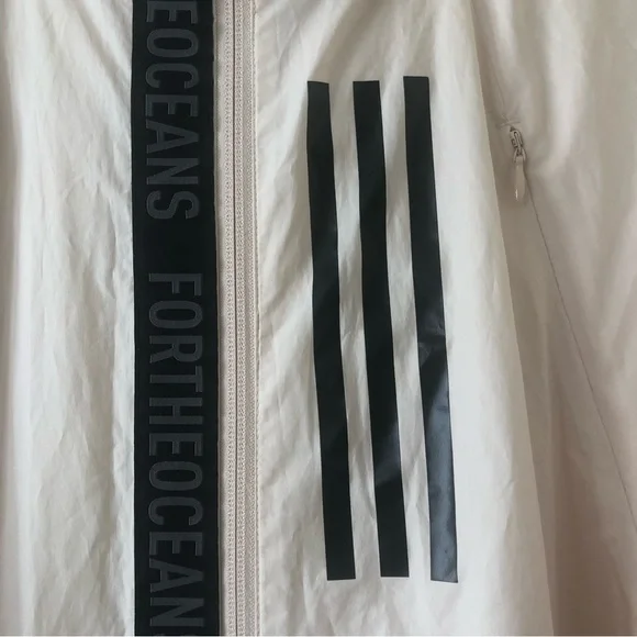 Adidas Men's Parley Wind Jacket Size Small - Picture 8 of 13